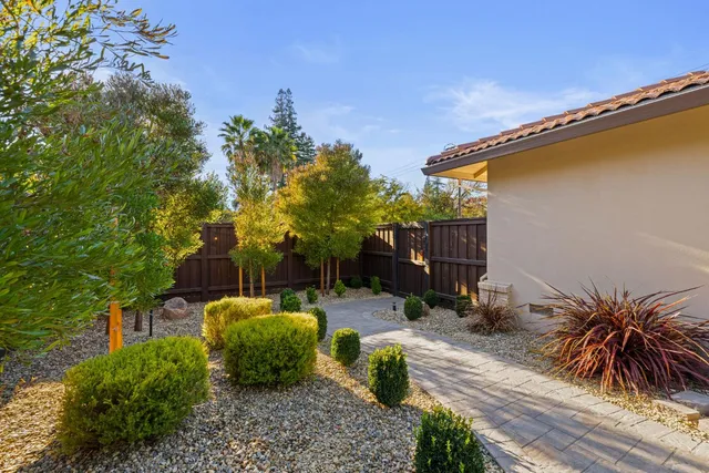 $975,000 | 4240 Fair Oaks Boulevard, Sacramento, CA 95864