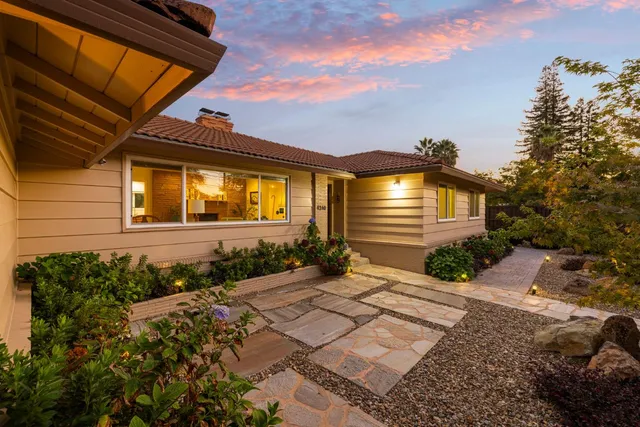 $975,000 | 4240 Fair Oaks Boulevard, Sacramento, CA 95864