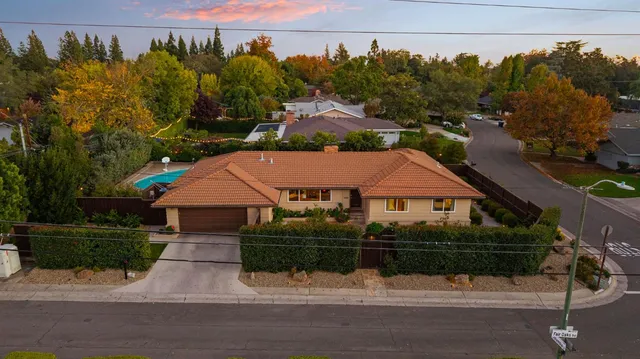 $975,000 | 4240 Fair Oaks Boulevard, Sacramento, CA 95864