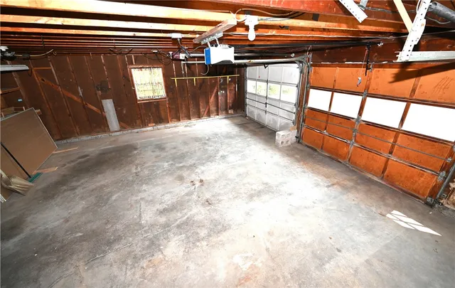 $1,975 | 1093 Washington Street, Ogden, NY 14559