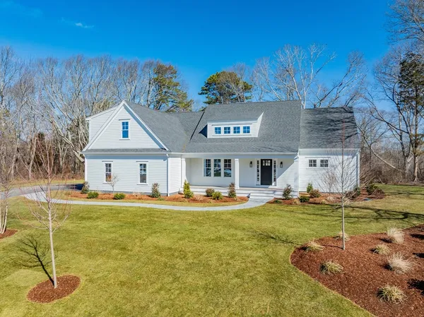 $2,100,000 | 21 Seneca Lane, Sandwich, MA 02563