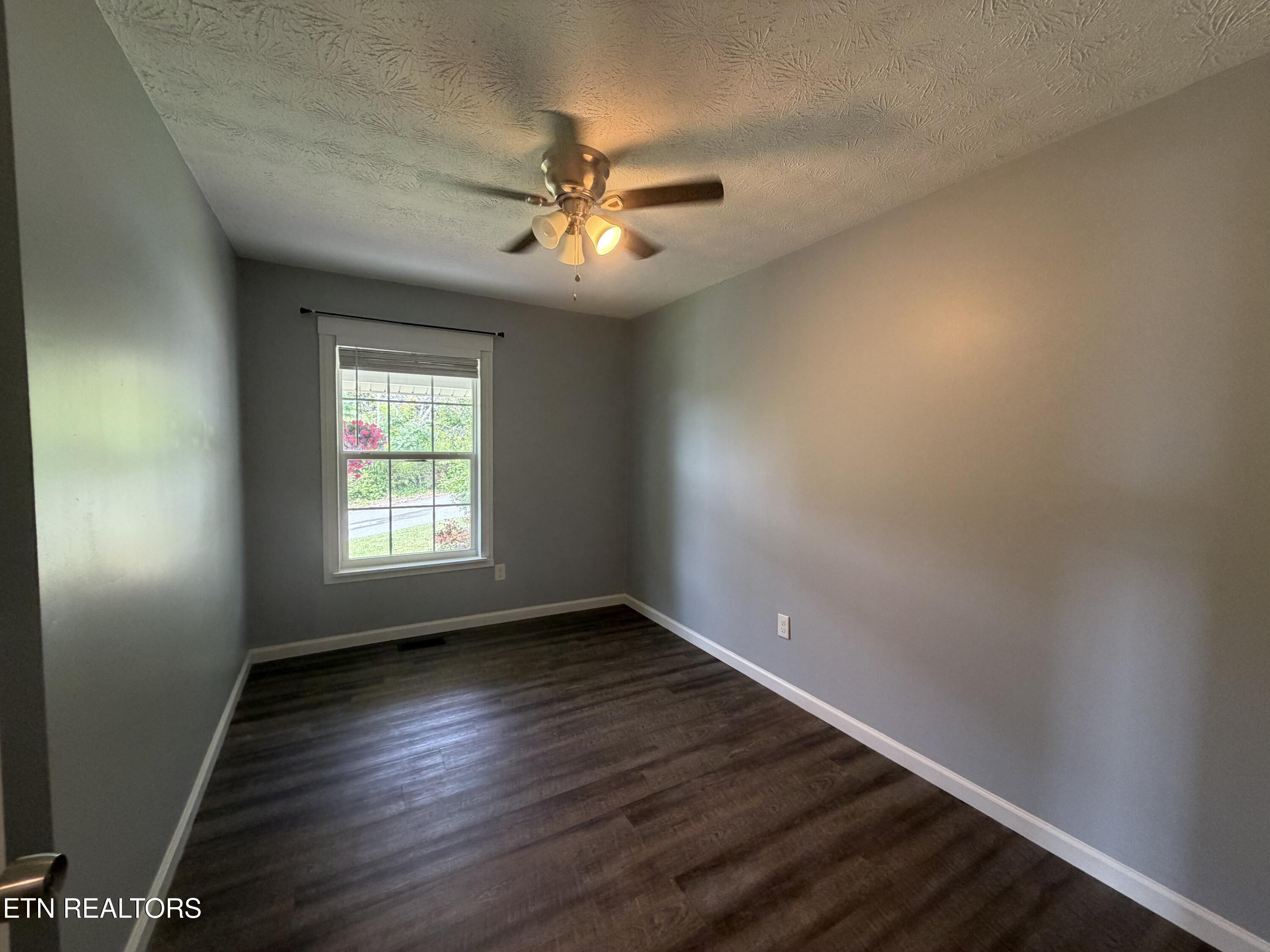 618 Essary Road Tazewell, TN 37879 - Photo 33 of 46 IMG_4738