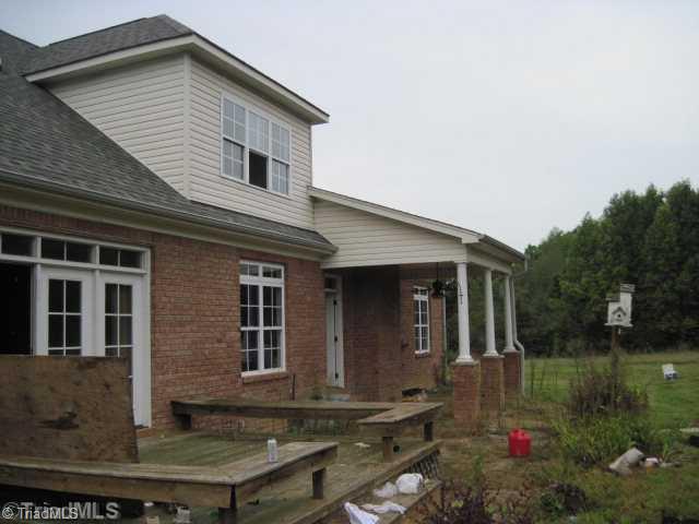159 Mabes Road Eden, NC 27288 - Photo 8 of 12 Exterior Back.