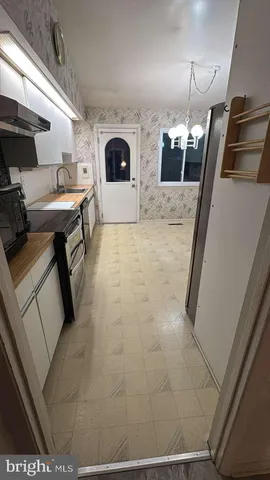 $499,000 | 6 Babette Court, Baltimore, MD 21208