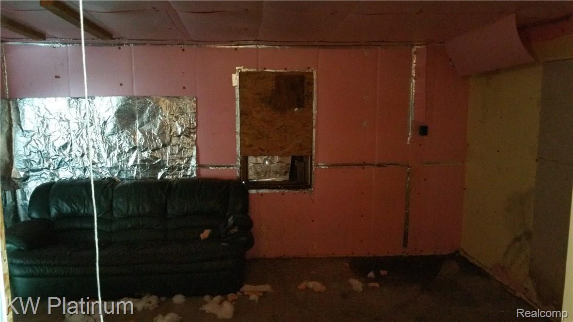 3116 Vincent Road North Street, MI 48049 - Photo 26 of 29 EXTRA ROOM OFF GARAGE