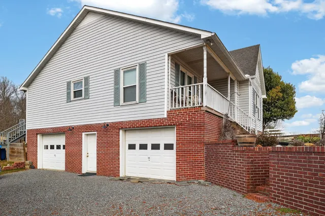 $385,000 | 531 Oliver Smith Road, Flintville, TN 37335