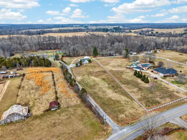 $375,000 | 531 Oliver Smith Road, Flintville, TN 37335