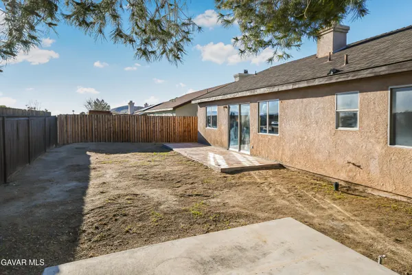$399,990 | 1048 Sequoia Lane, Rosamond, CA 93560