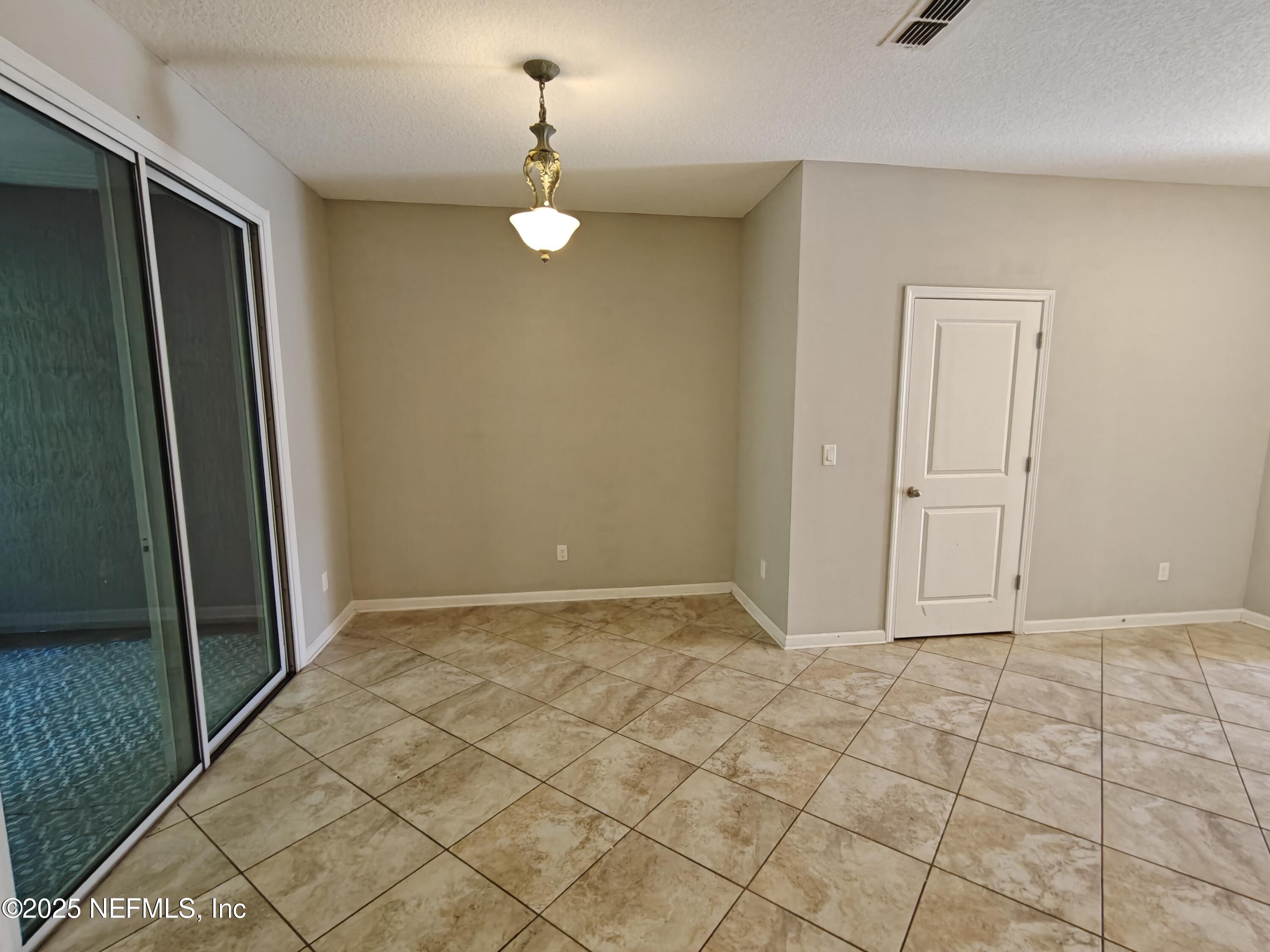 3284 Chestnut Ridge Way Orange Park, FL 32065 - Photo 14 of 37 IMG20251219113236