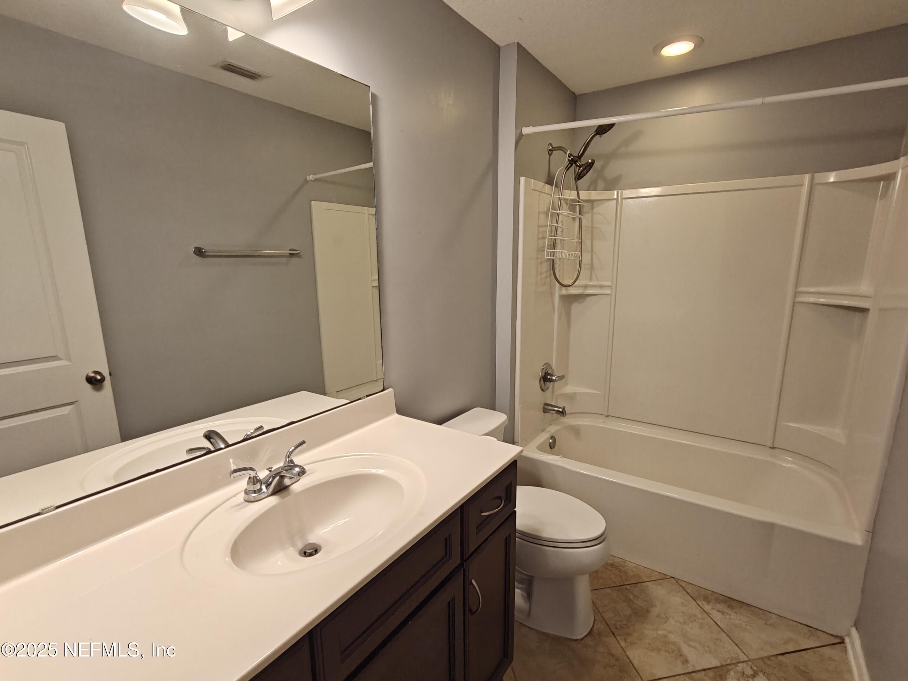 3284 Chestnut Ridge Way Orange Park, FL 32065 - Photo 28 of 37 IMG20251219113739