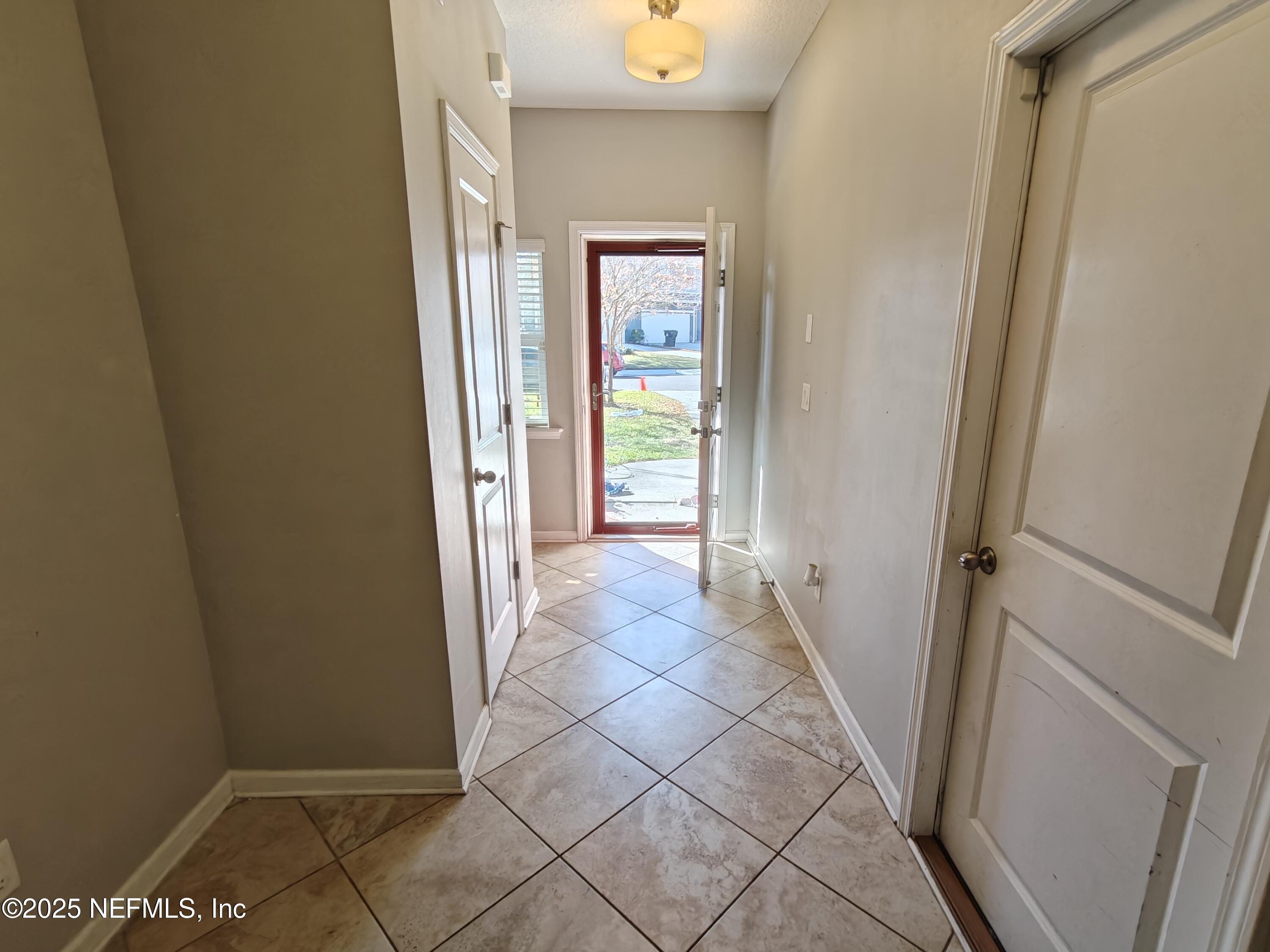 3284 Chestnut Ridge Way Orange Park, FL 32065 - Photo 6 of 37 IMG20251219113244