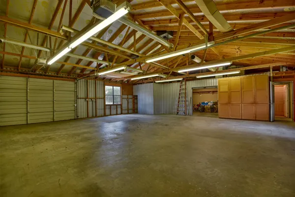 $520,000 | 22305 Thistle Lane, New Ulm, TX 78950