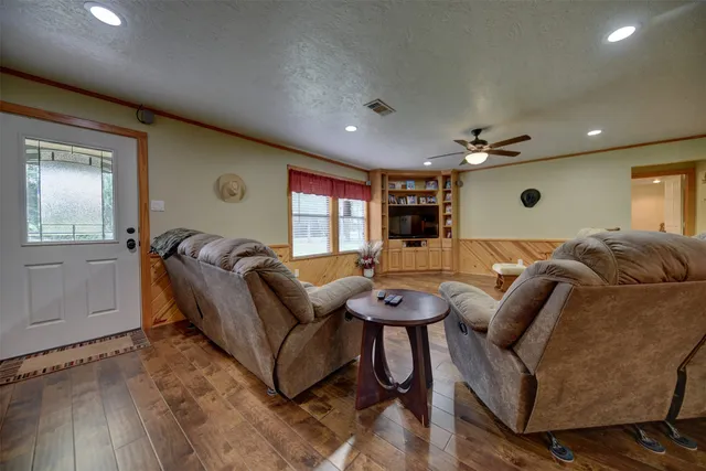 $540,000 | 22305 Thistle Lane, New Ulm, TX 78950