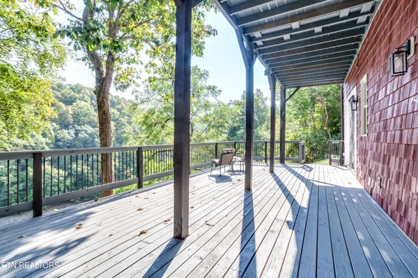 $850,000 | 1903 Hickory Point Lane, Maynardville, TN 37807