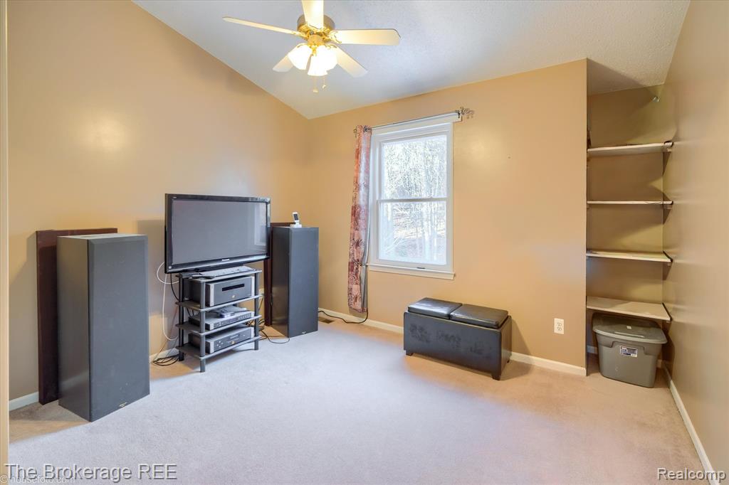 2653 Ravine Side North Howell, MI 48843 - Photo 38 of 67 Gallery Image 38