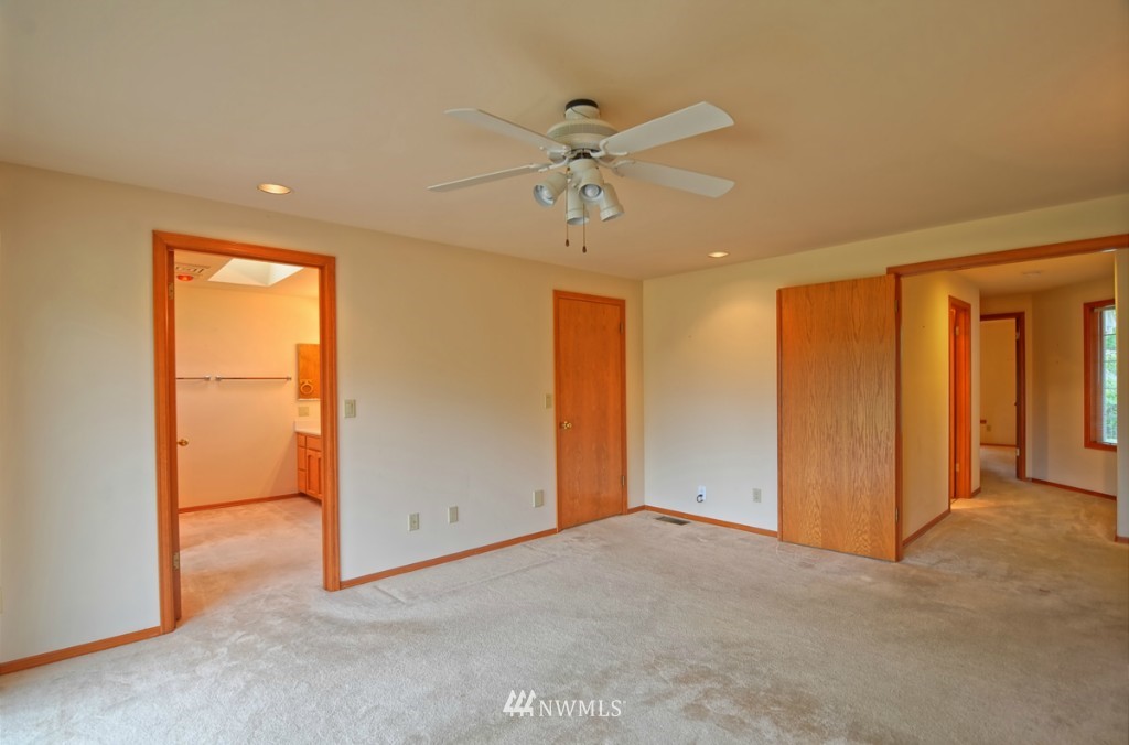 18225 Bellflower Road Bothell, WA 98012 - Photo 15 of 24