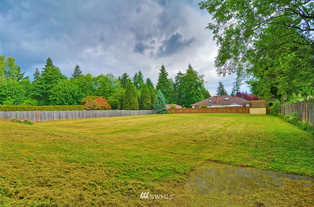 18225 Bellflower Road Bothell, WA 98012 - Photo 23 of 24