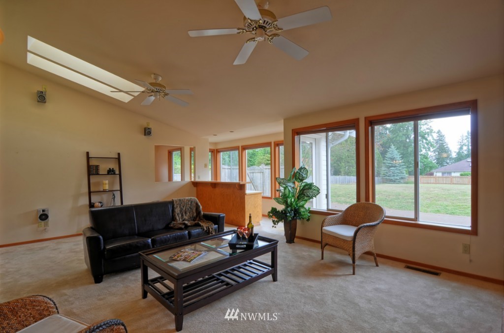 18225 Bellflower Road Bothell, WA 98012 - Photo 5 of 24