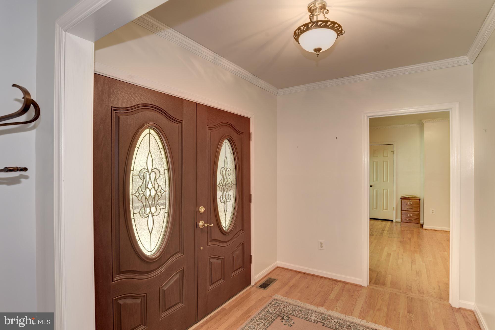 7100 Stone Road Manassas, VA 20111 - Photo 7 of 29 Front entry with double door showing glass ovals