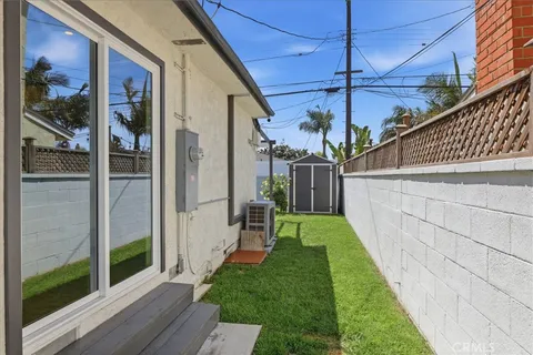 $1,649,000 | 2720 Spreckels Lane, Redondo Beach, CA 90278