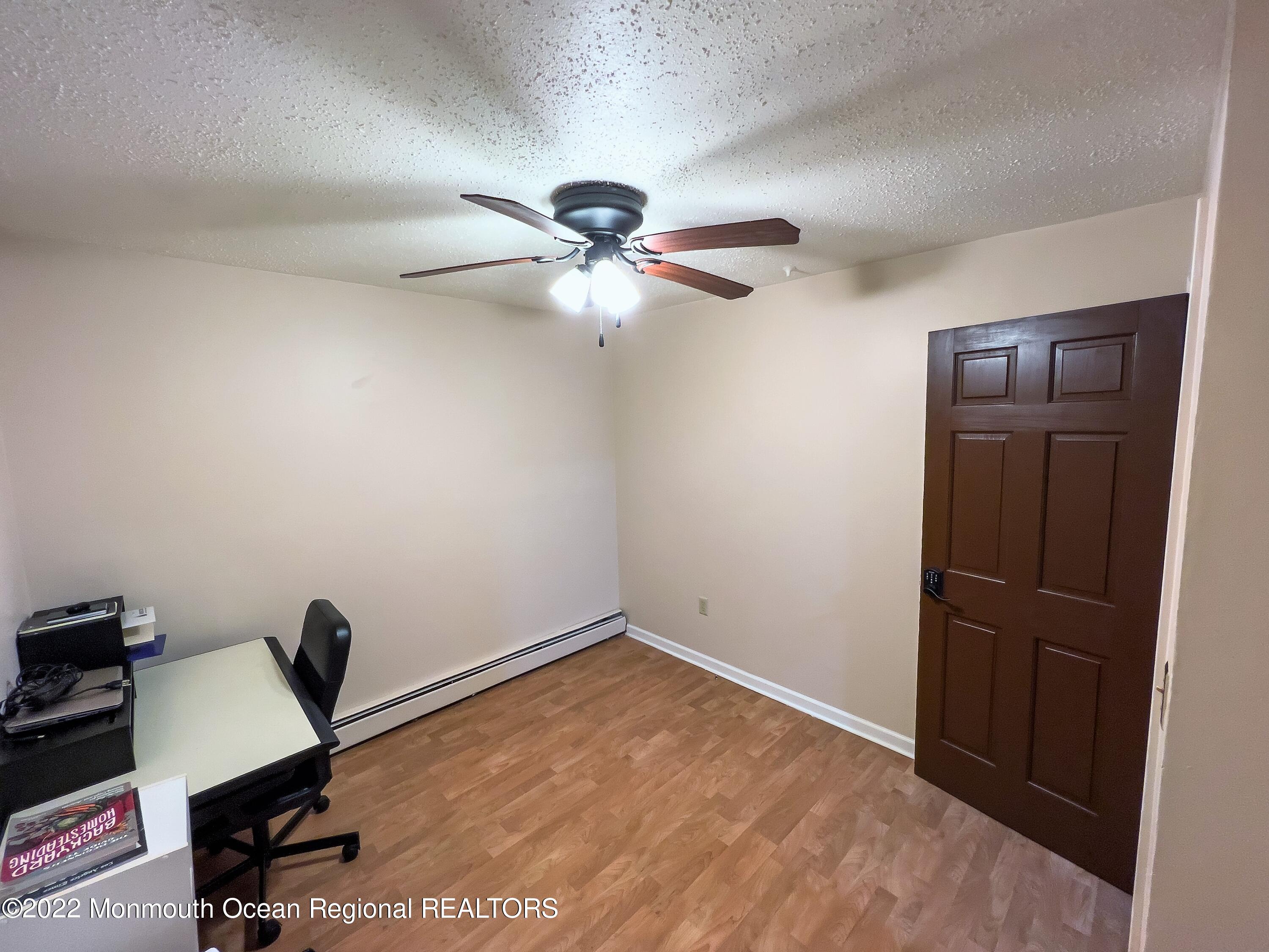 475 Toms River Road Jackson, NJ 08527 - Photo 34 of 49 475 TR Road Office2