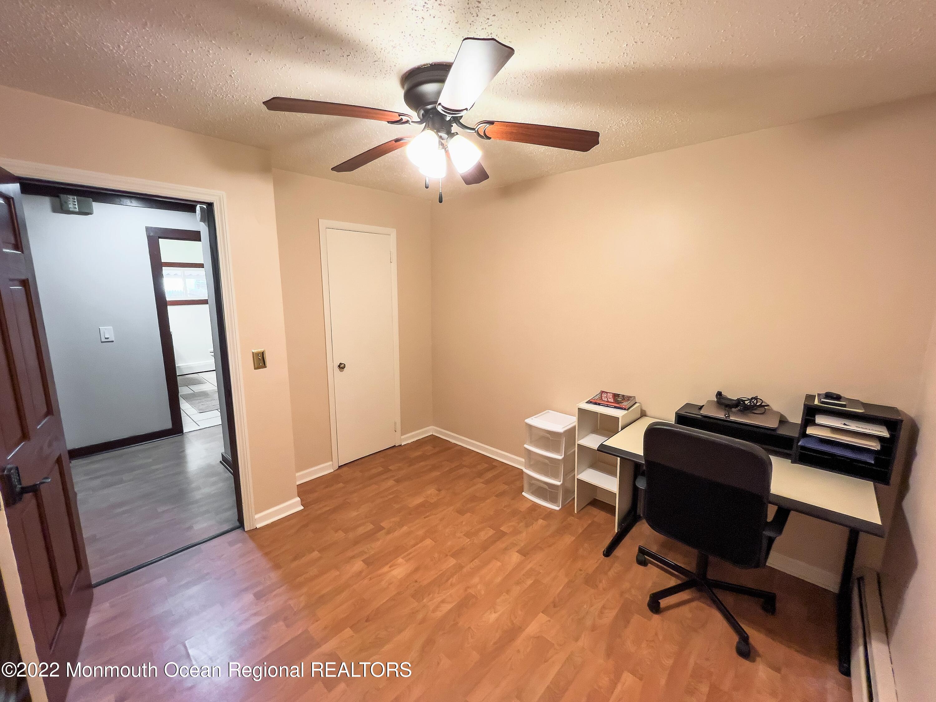 475 Toms River Road Jackson, NJ 08527 - Photo 35 of 49 475 TR Road Office3