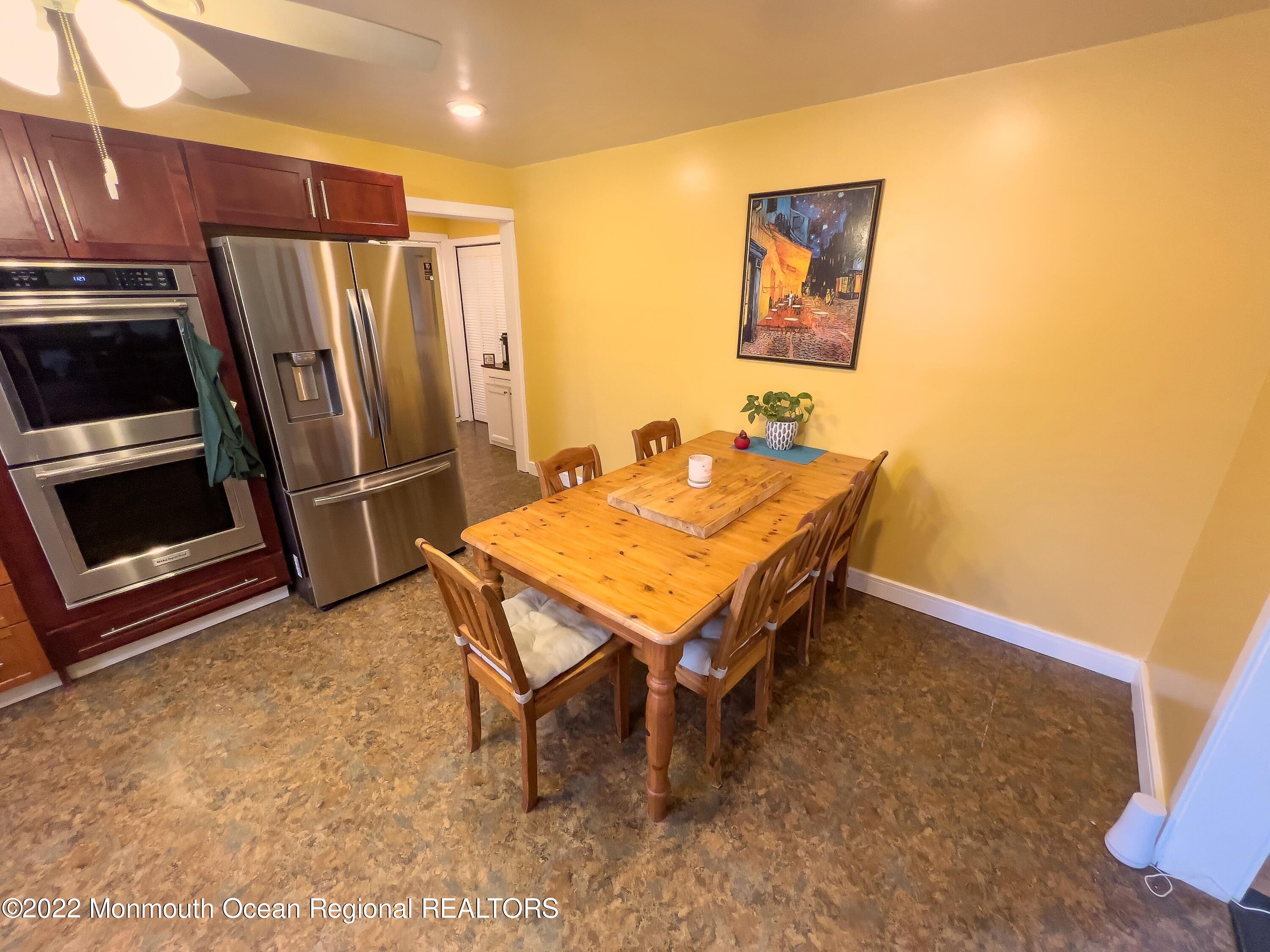 475 Toms River Road Jackson, NJ 08527 - Photo 9 of 49 475 TR Road Kitchen