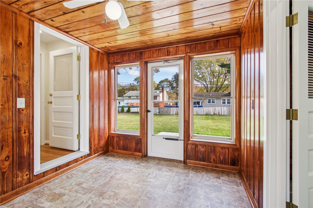 384 Buckman Road Greece, NY 14615 - Photo 15 of 38