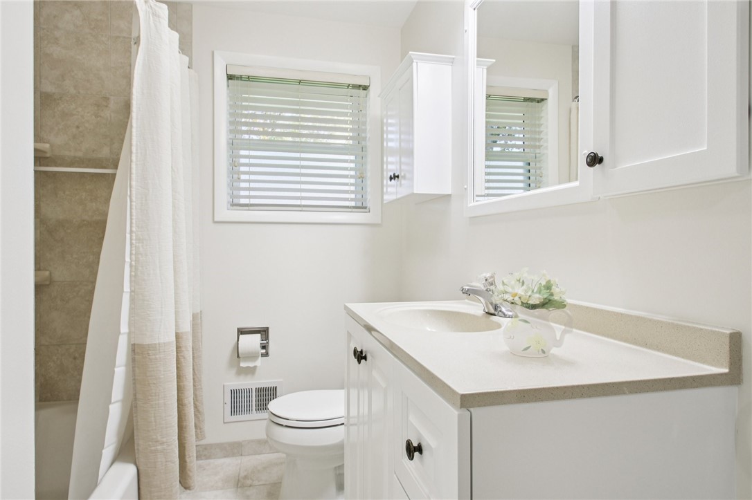 384 Buckman Road Greece, NY 14615 - Photo 18 of 38