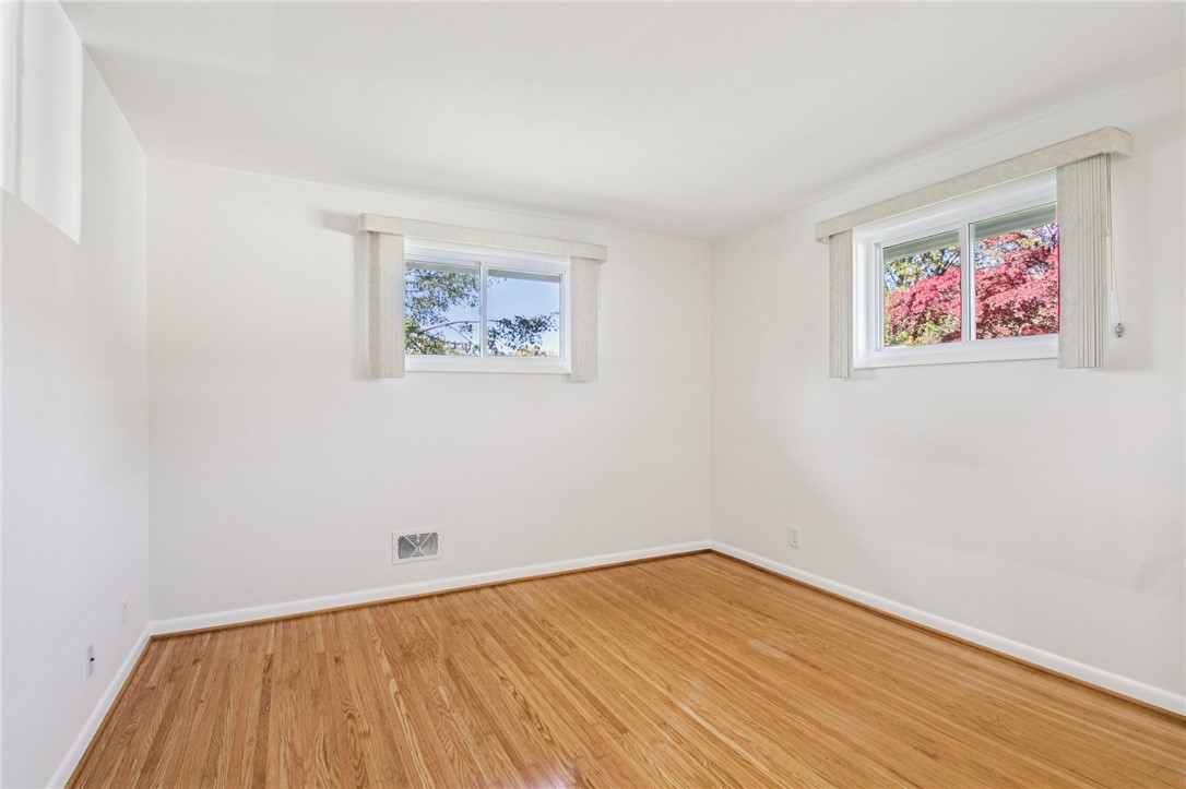 384 Buckman Road Greece, NY 14615 - Photo 22 of 38