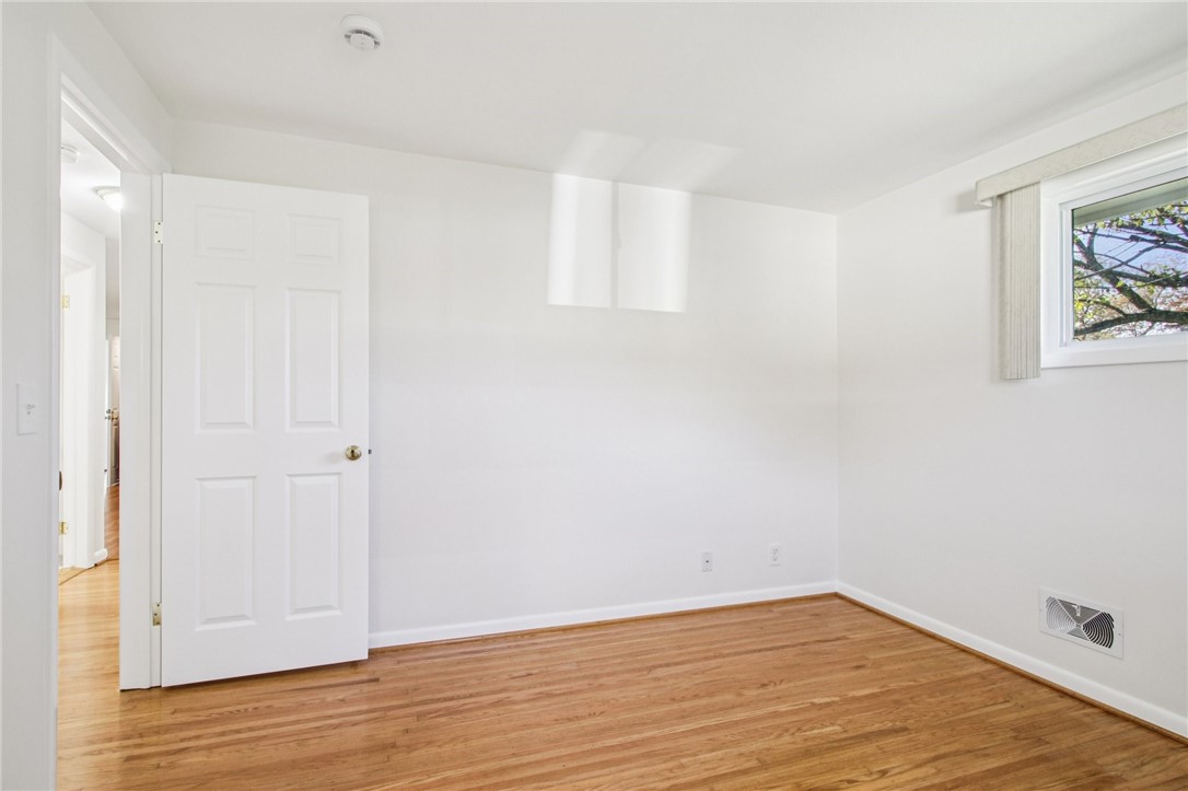 384 Buckman Road Greece, NY 14615 - Photo 24 of 38