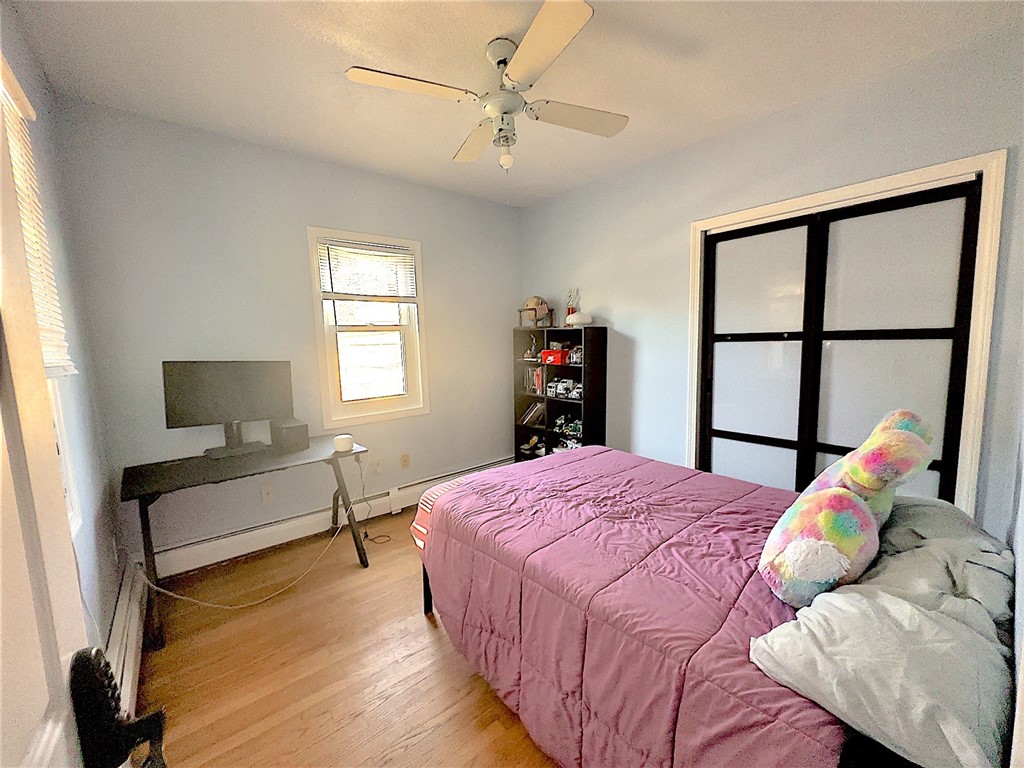 38 Ogden Avenue Warwick, RI 02889 - Photo 23 of 44 Bedoom 1