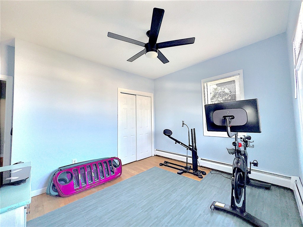 38 Ogden Avenue Warwick, RI 02889 - Photo 25 of 44 Bedroom 3