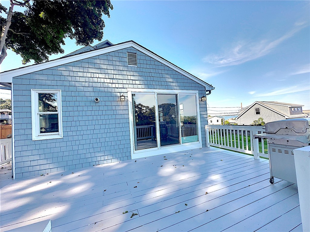 38 Ogden Avenue Warwick, RI 02889 - Photo 7 of 44 Back Deck