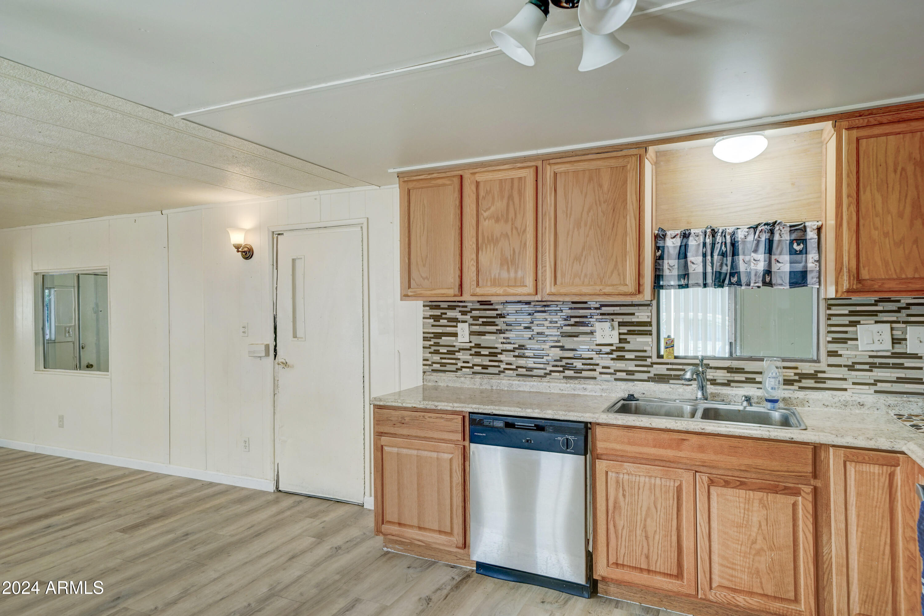 303 South Recker Road, Unit 133 Mesa, AZ 85206 - Photo 8 of 22 303 S Recker, 133-8