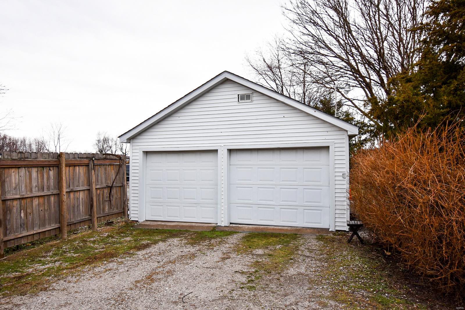 118 Wilsonville Road Gillespie, IL 62033 - Photo 44 of 51