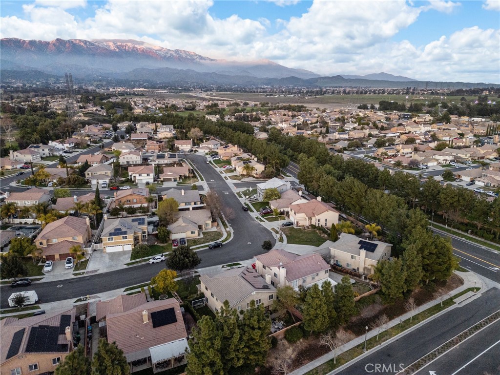 809 Classic Avenue Beaumont, CA 92223 - Photo 37 of 41 an aerial view of a city