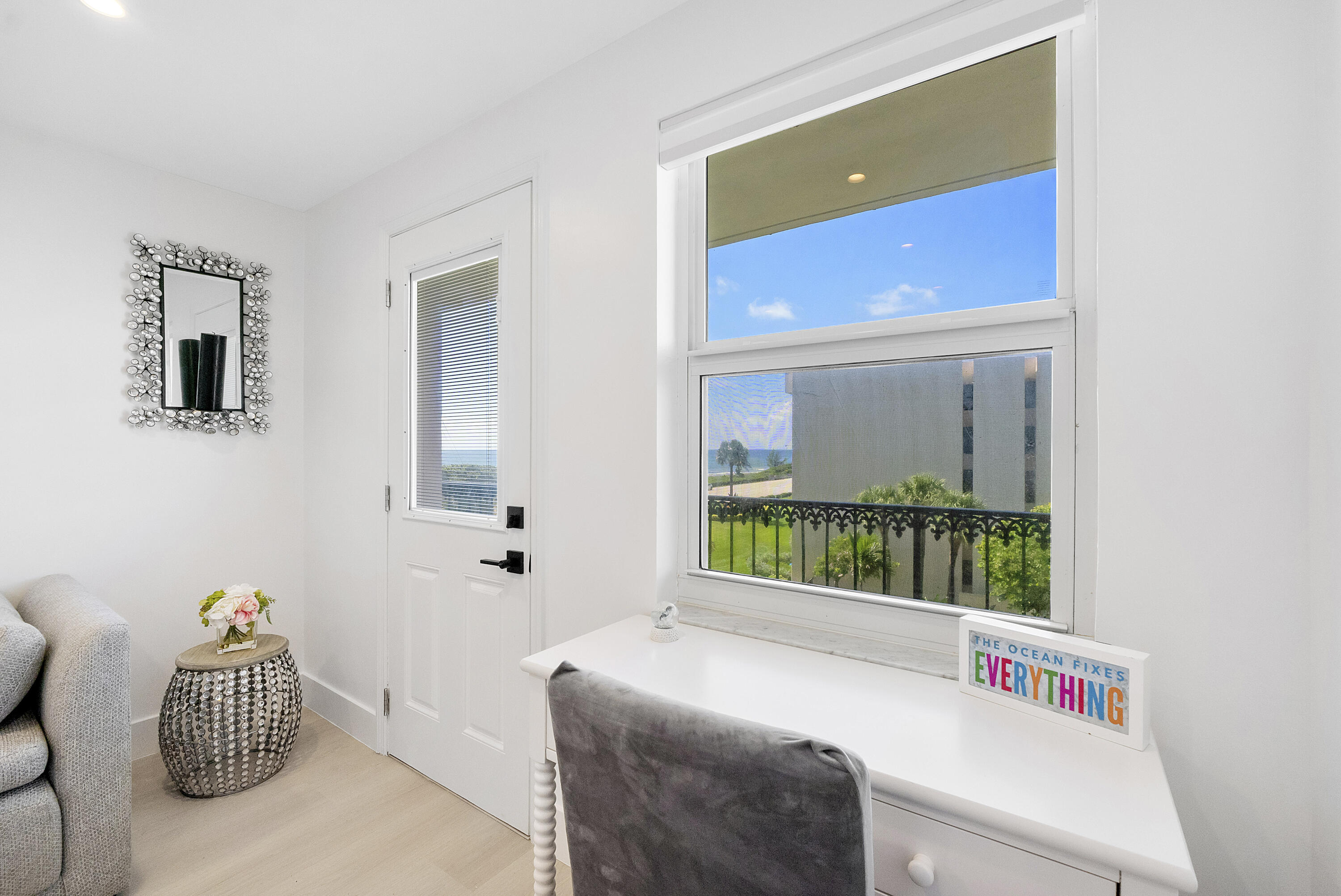 2871 North Ocean Boulevard, Unit D406 Boca Raton, FL 33431 - Photo 42 of 64 2871 N Ocean Blvd u406_024