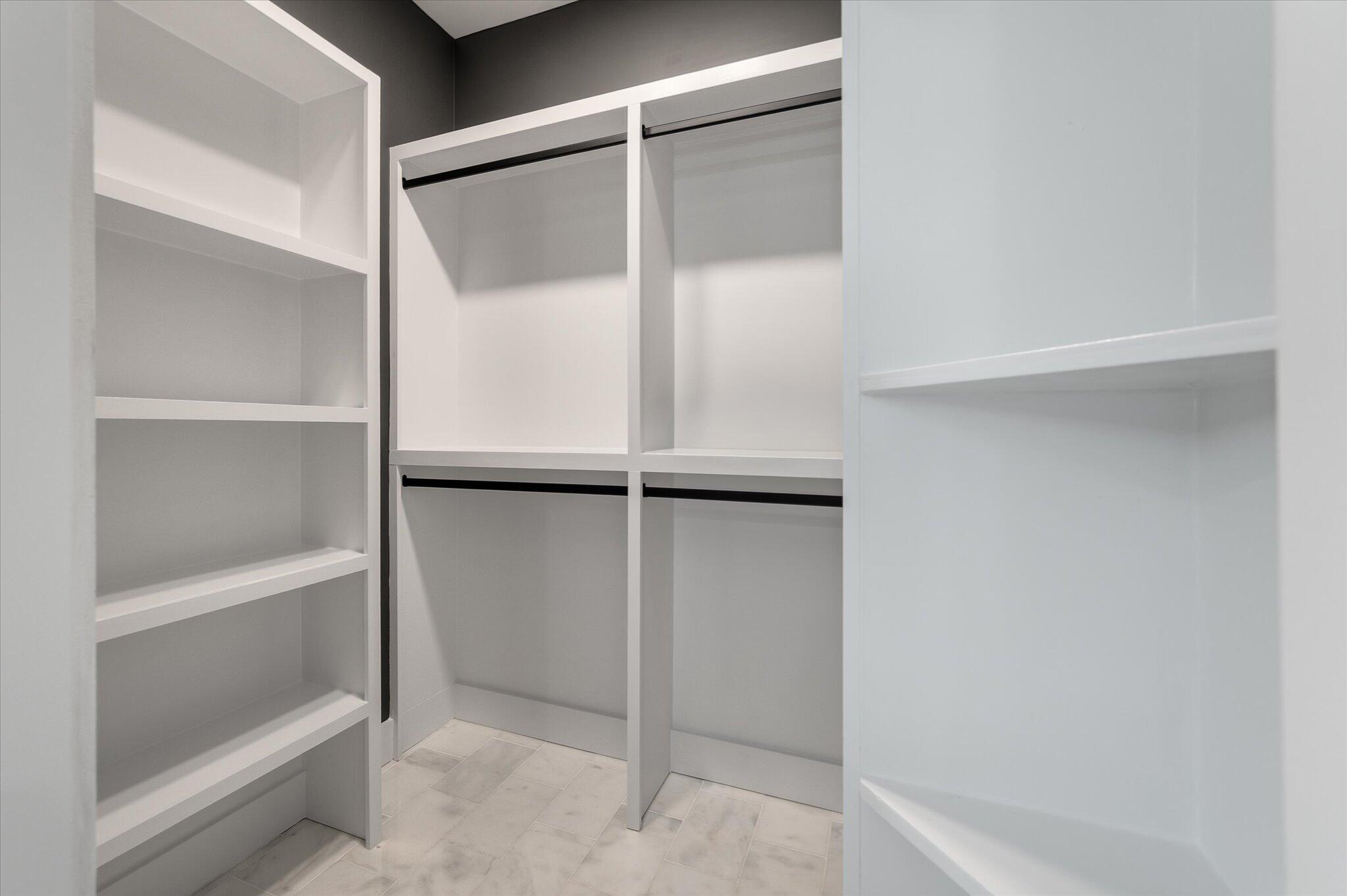 1216 Old Towne Road Charleston, SC 29407 - Photo 21 of 60 Primary closet 1