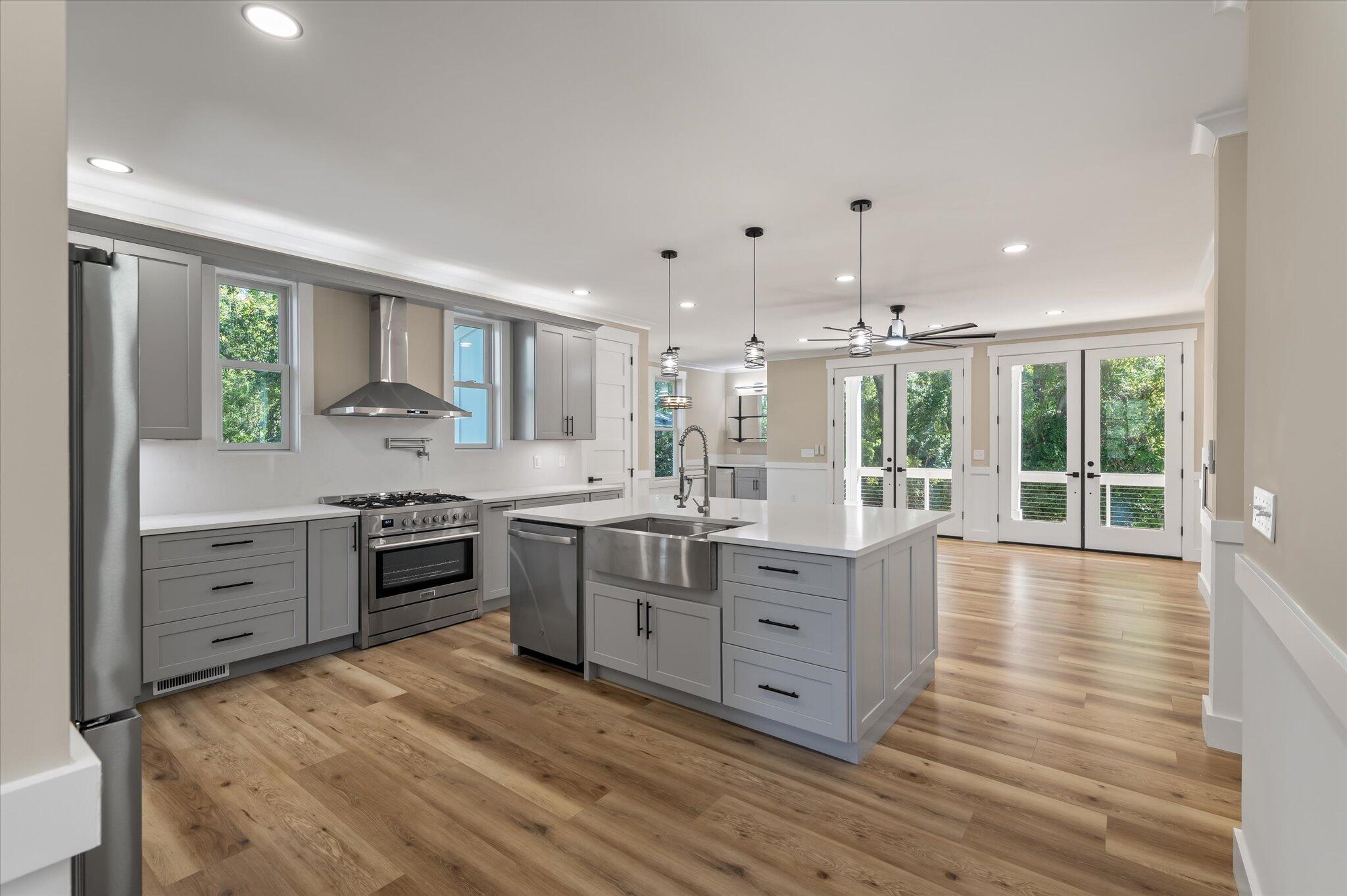 1216 Old Towne Road Charleston, SC 29407 - Photo 5 of 60 kitchen