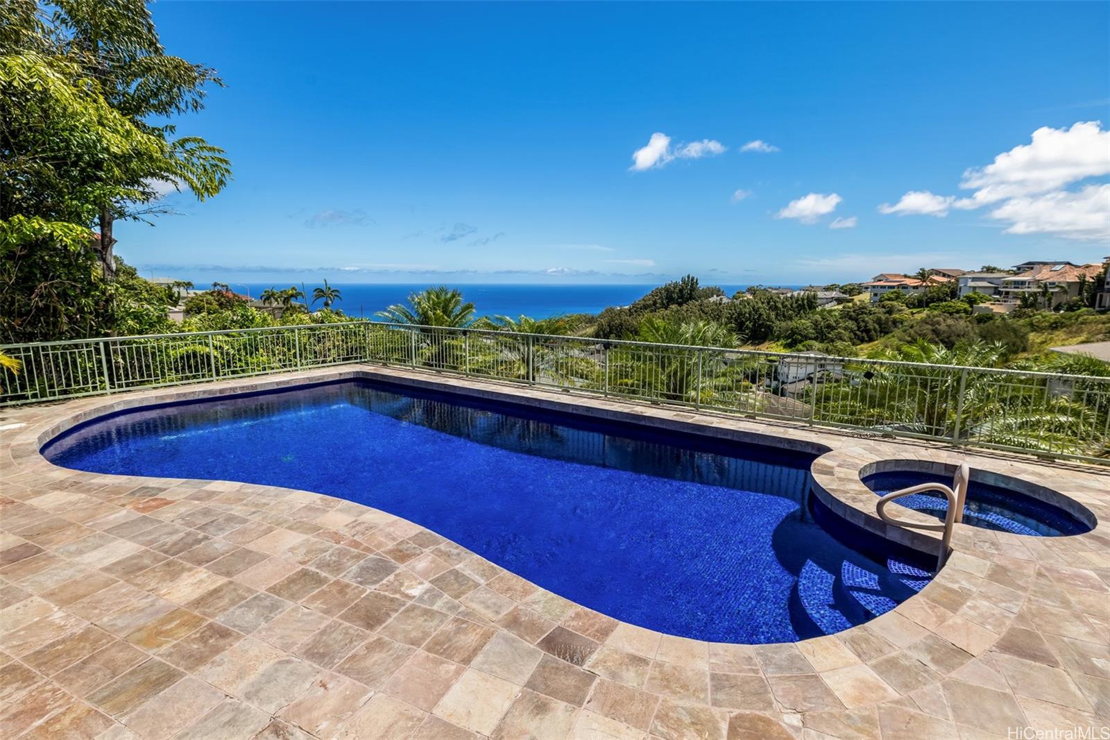 5609 Poola Street, Unit A Honolulu, HI 96821 - Photo 2 of 25