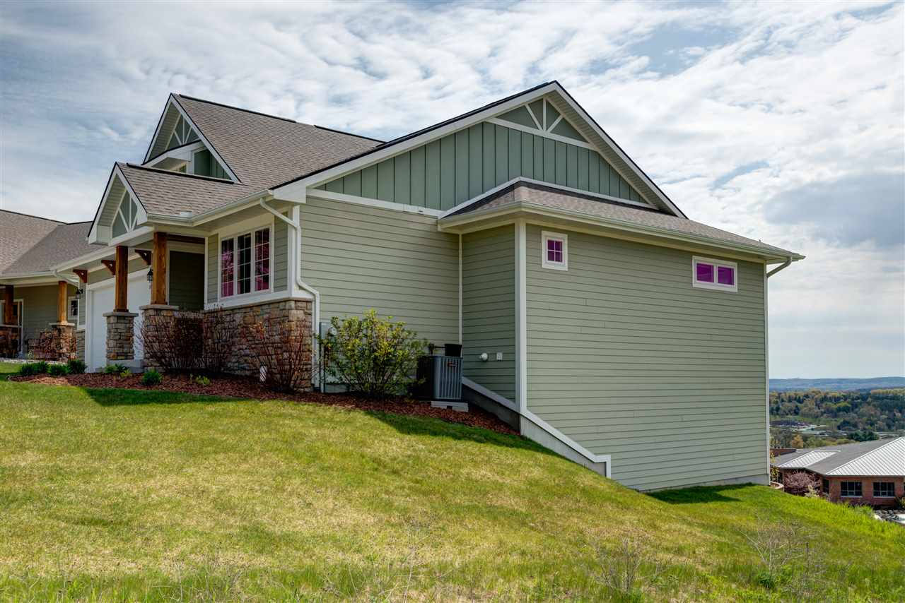 4248 Eagle Ridge Traverse City, MI 49684 - Photo 4 of 52 1832064-3.JPG