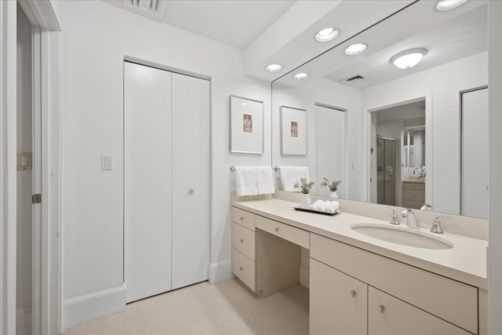206 Allandale Road, Unit 1B Boston, MA 02467 - Photo 16 of 33