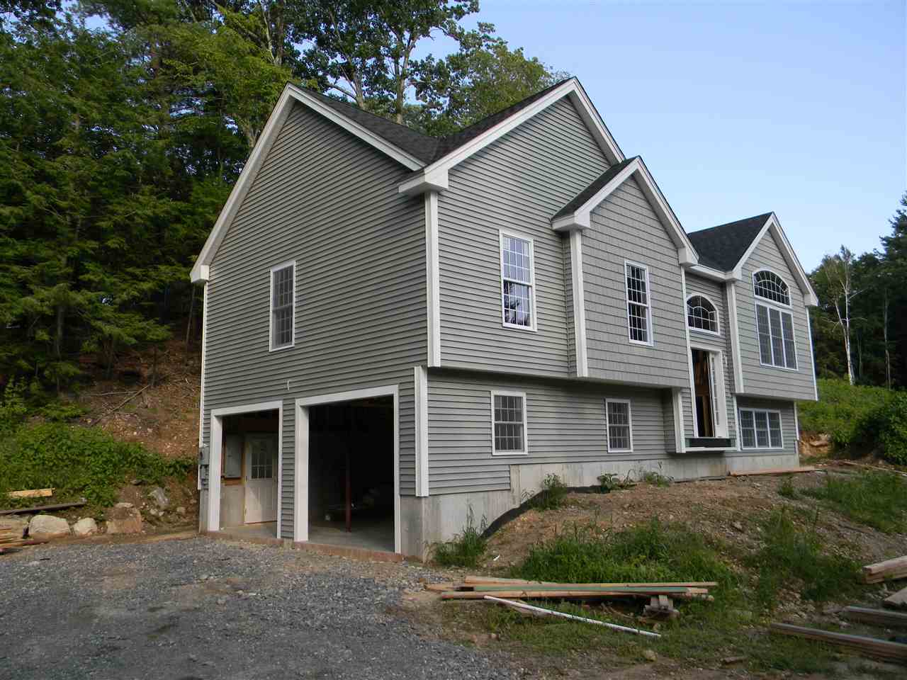 50 Holts Point Road Sandown, NH 03873 - Photo 3 of 6