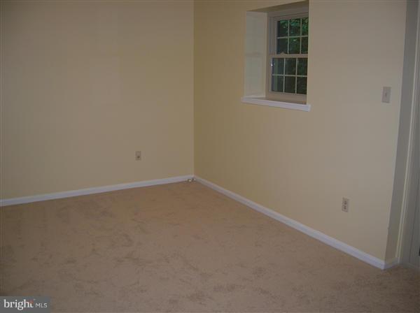 3325 Sea Port Way Silver Spring, MD 20902 - Photo 16 of 28 Interior (General)