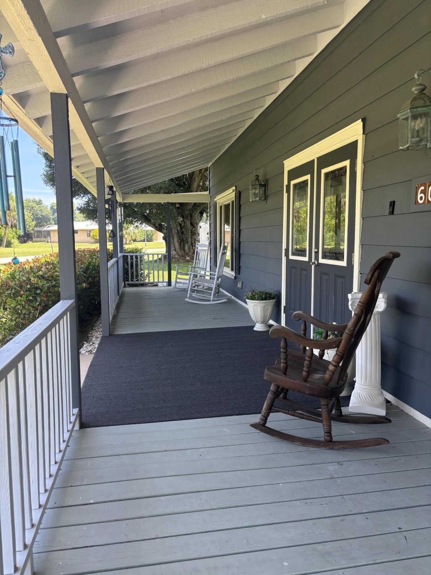 601 Dark Hammock Road Fort Pierce, FL 34947 - Photo 5 of 75 A3D70C4B-DFAD-4840-8298-5A9433D70005