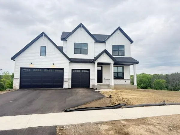 $799,000 | 10695 Ithaca Lane North, Maple Grove, MN 55369