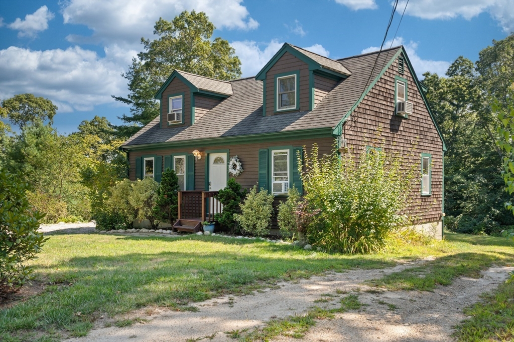 793 Blacksmith Shop Road Falmouth, MA 02536 - Photo 23 of 26 Gallery Image 23