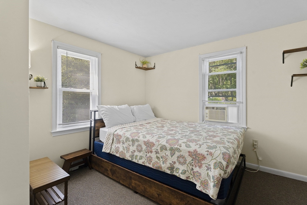 793 Blacksmith Shop Road Falmouth, MA 02536 - Photo 8 of 26 Gallery Image 8