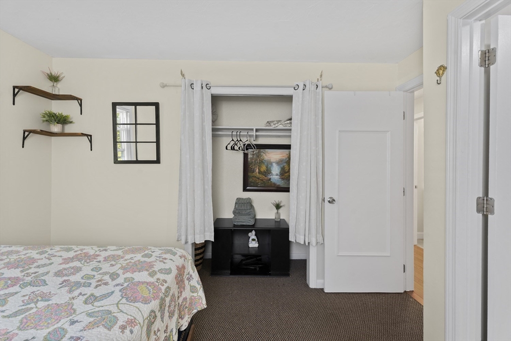 793 Blacksmith Shop Road Falmouth, MA 02536 - Photo 9 of 26 Gallery Image 9